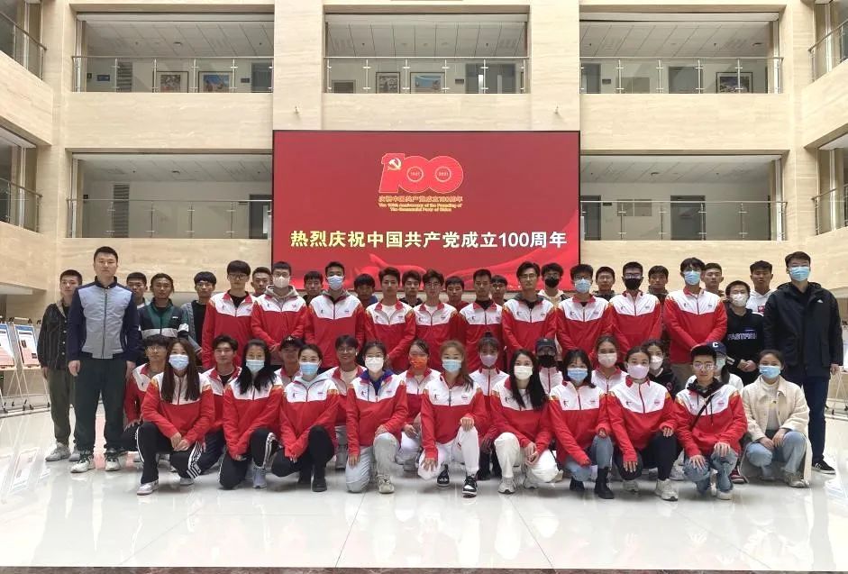 77体育杯赛图片