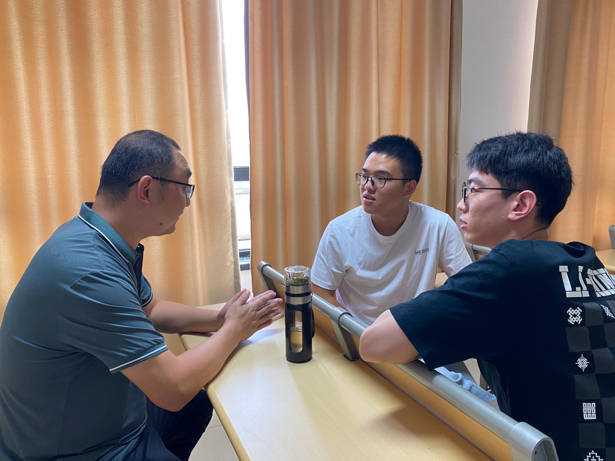 77体育报道图片