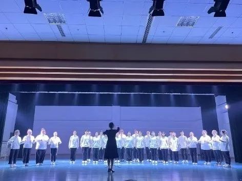 77体育荣耀图片