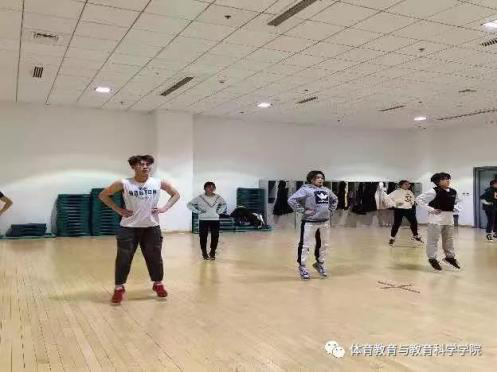 77体育资讯图片