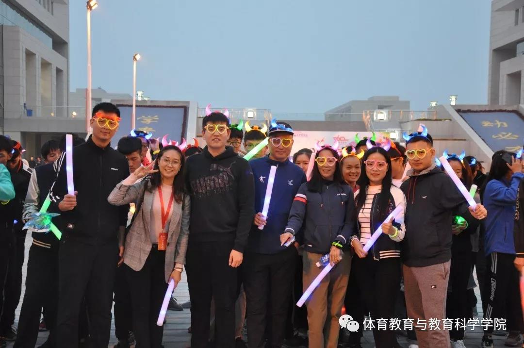 77体育荣耀图片
