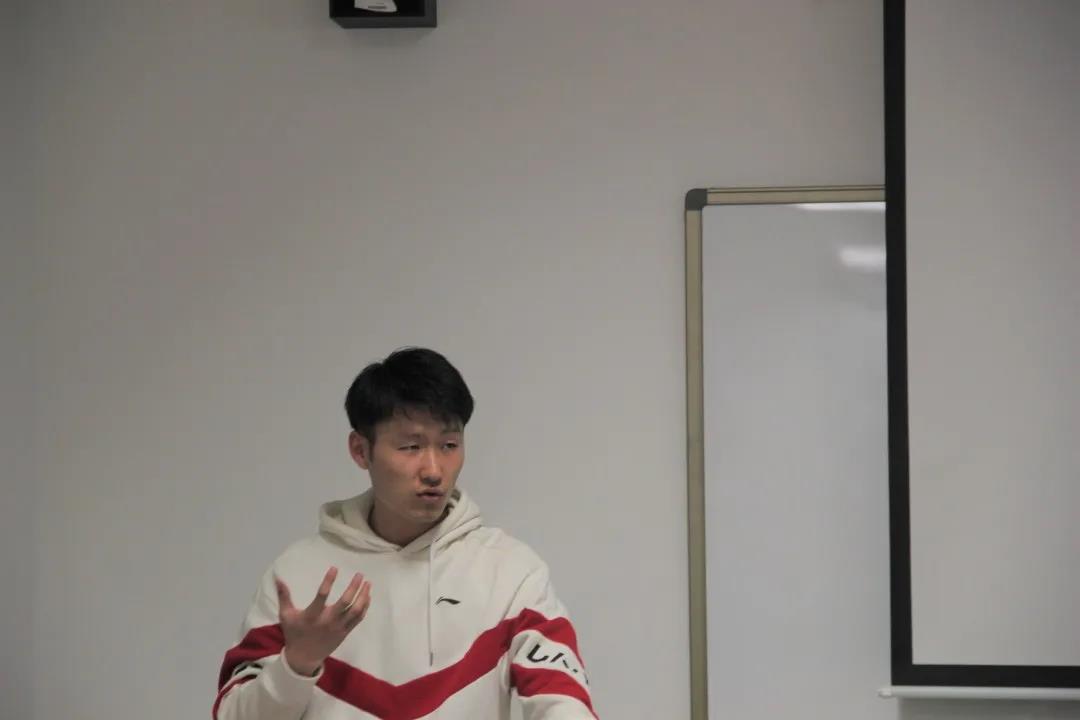 77体育资讯图片