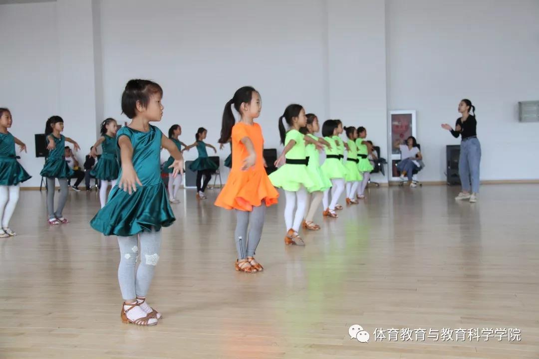 77体育经典图片