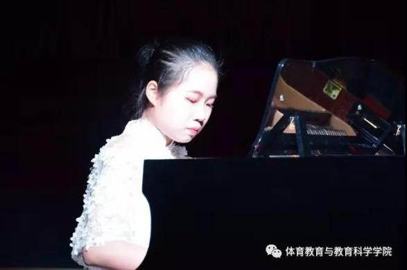 77体育资讯图片