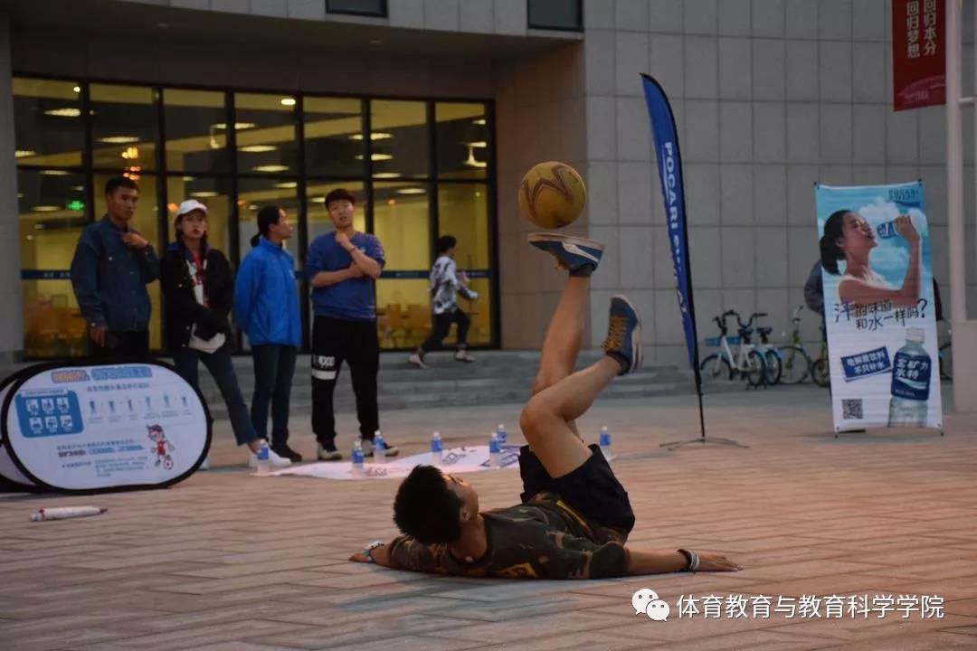 77体育联赛图片