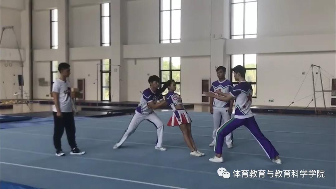 77体育风采图片