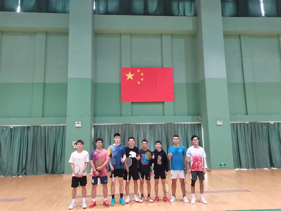 77体育风采图片
