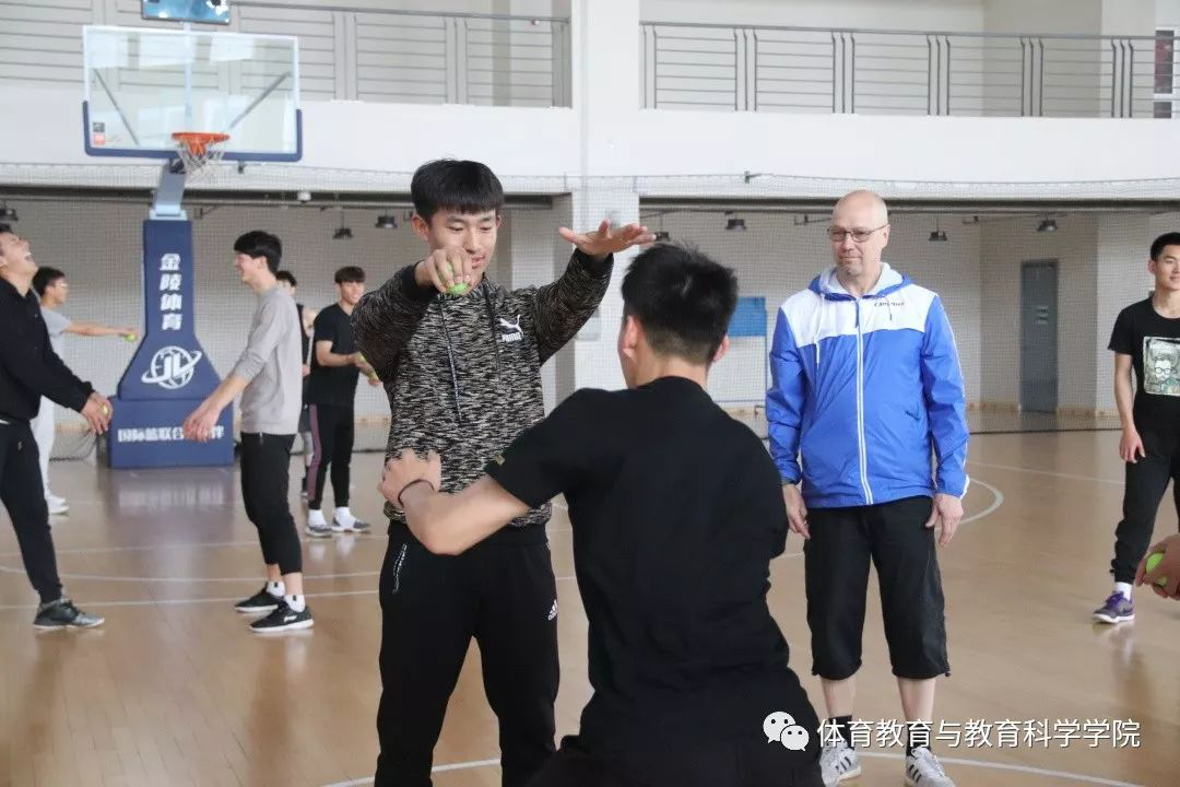 77体育资讯图片