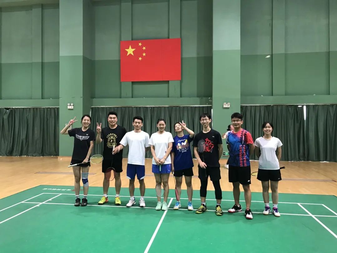 77体育冠军图片