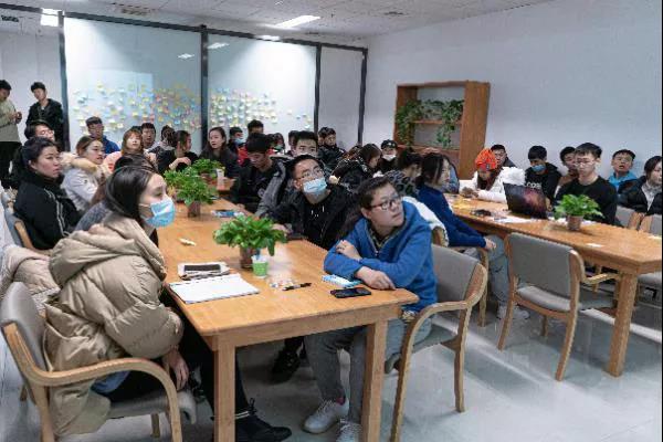 77体育首页图片