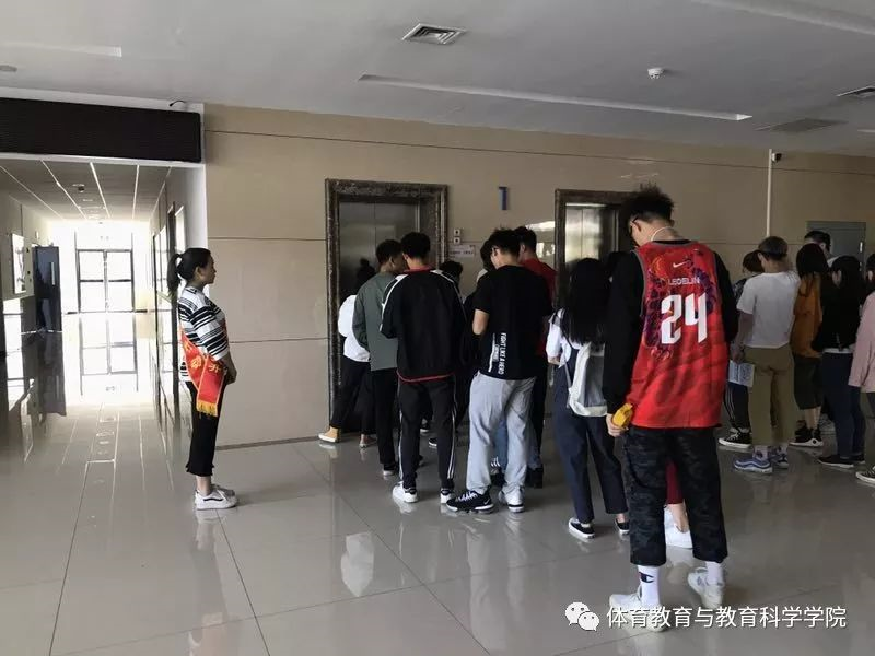 77体育荣耀图片