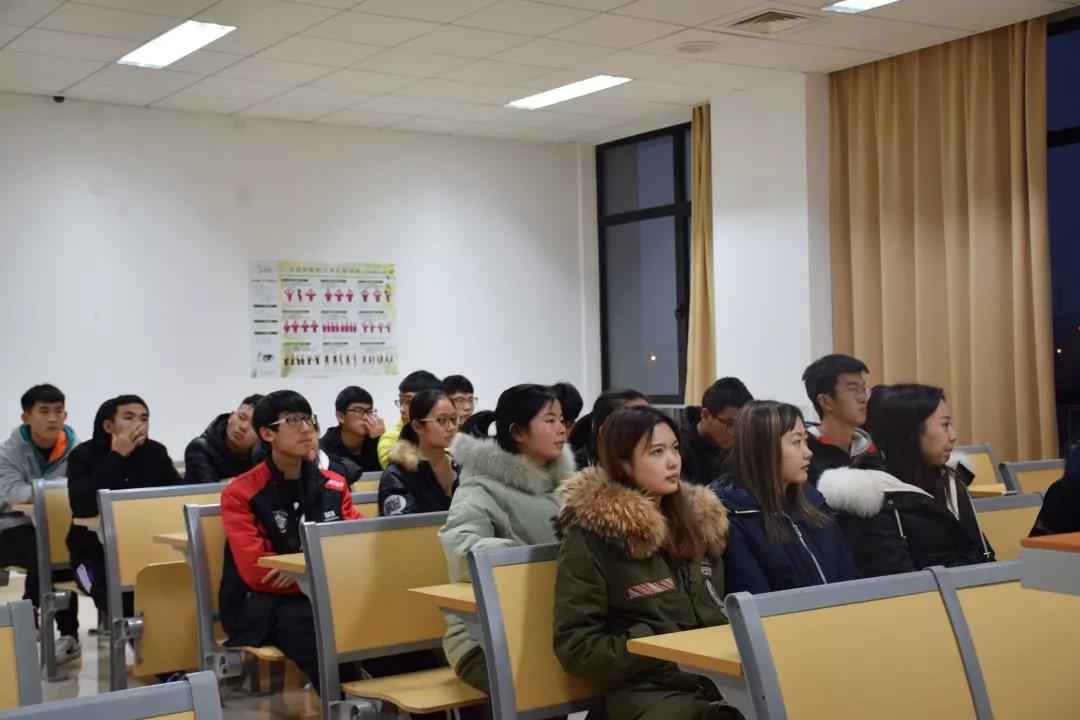 77体育风采图片