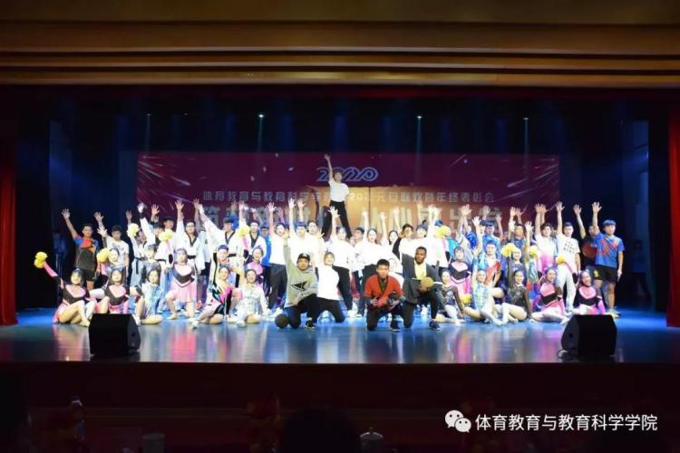 77体育资讯图片