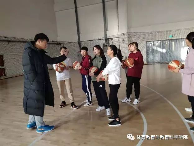 77体育资讯图片