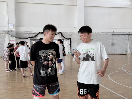 77体育资讯图片